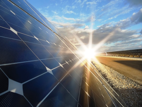 فروش سلول های خورشیدی صفحات خورشیدی